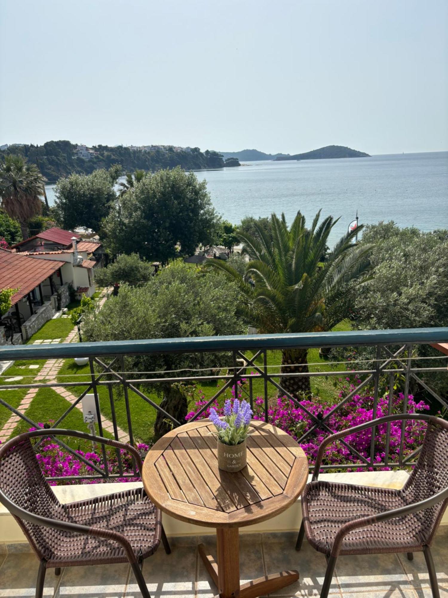 Angeliki Beach Hotel Megali Ammos  Ngoại thất bức ảnh